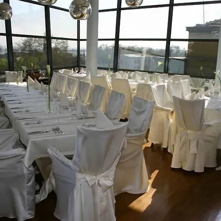 хотел Бургас Хотел 4*